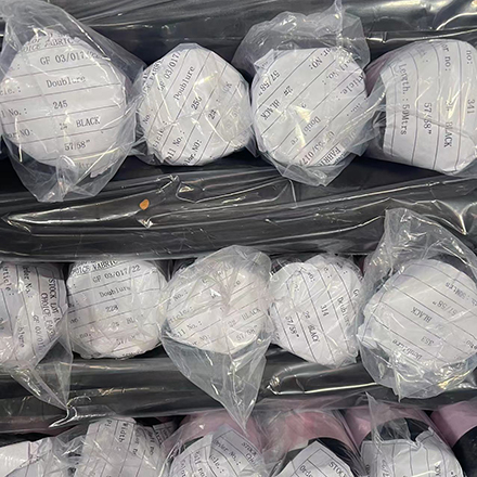 The characteristics and advantages and disadvantages of polyester tafu fabric